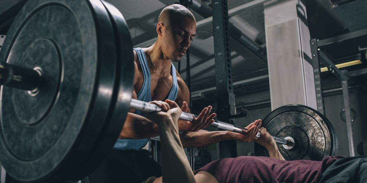 gym mistakes, excessive spotter help